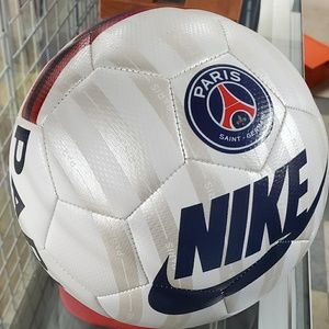 Meet your Posher, Noy